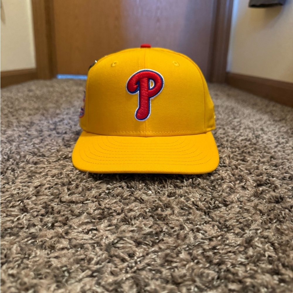 Men’s hat club cereal pack Phillies hat